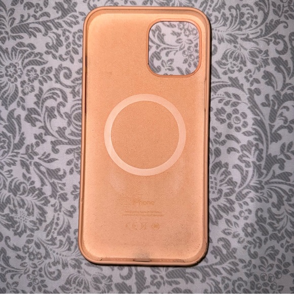 iPhone 12 Pro Max case - Picture 2 of 4